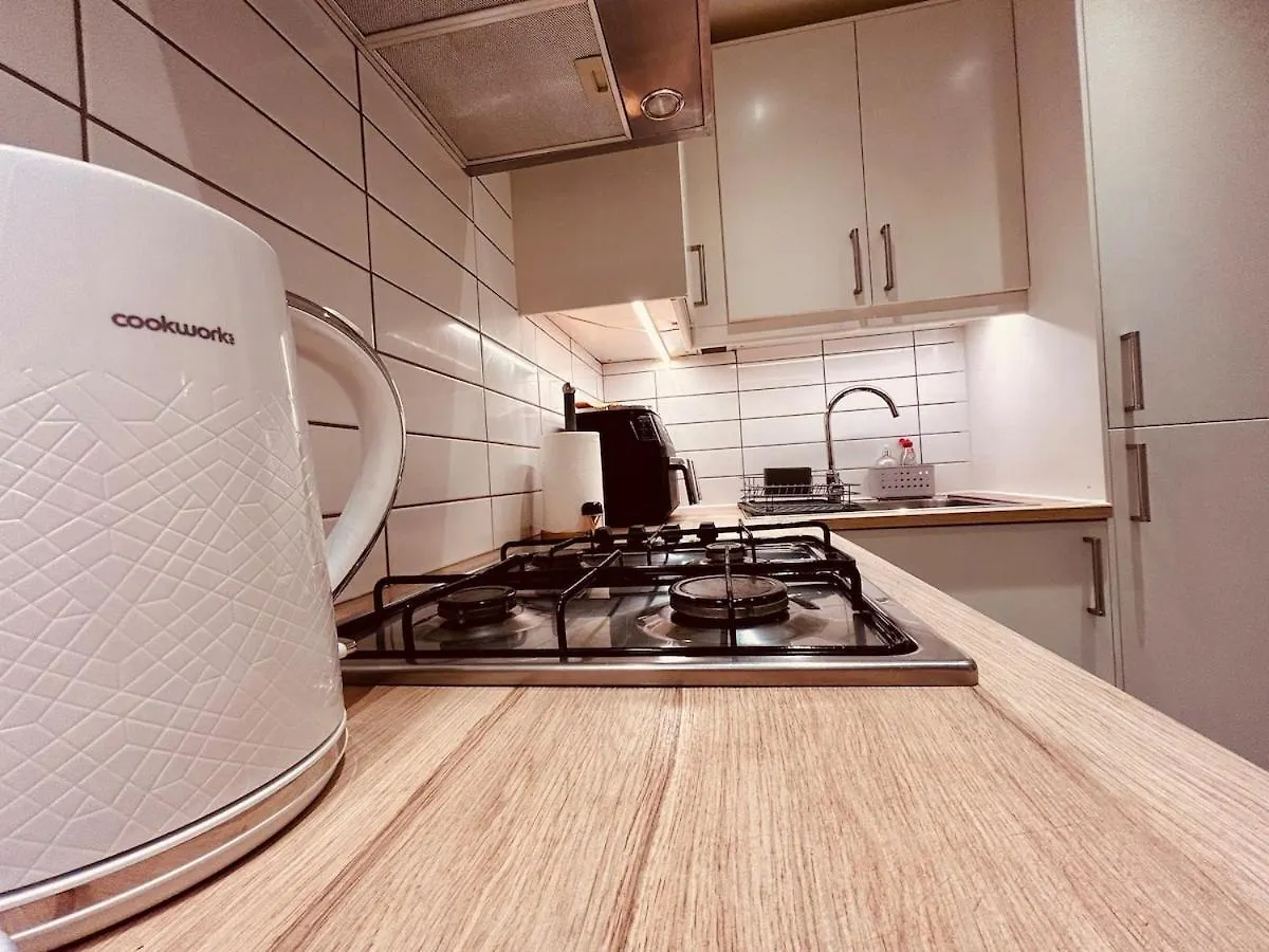 Edinburgh Attractions Retreat Apartment