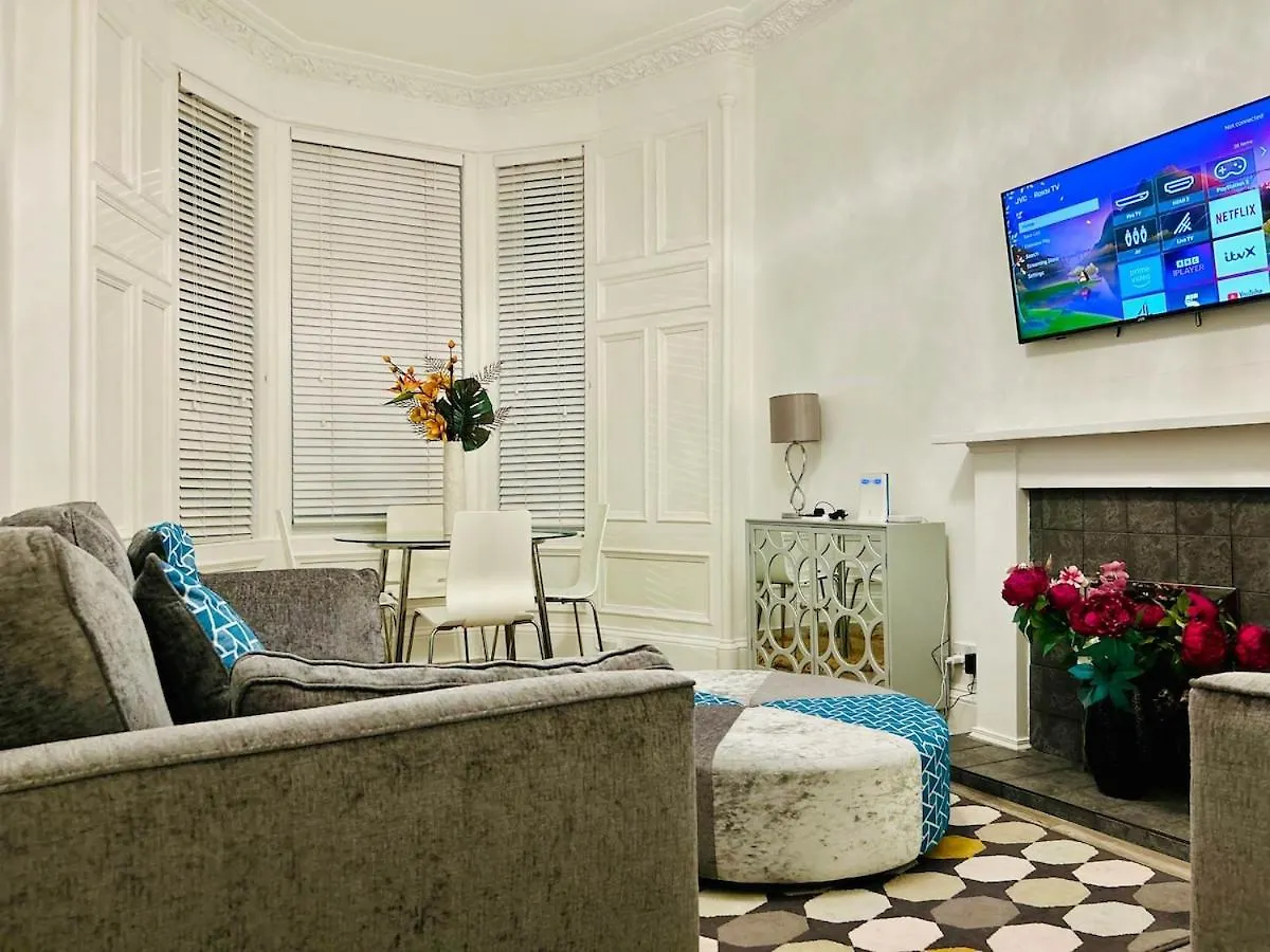 Edinburgh Attractions Retreat Apartment